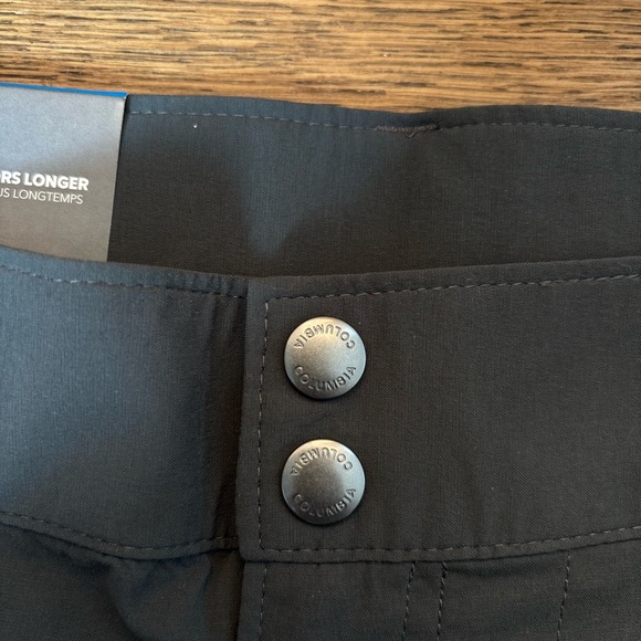 NWT Women’s Columbia Gray hiking outdoors long pants size 8 - Picture 9 of 9